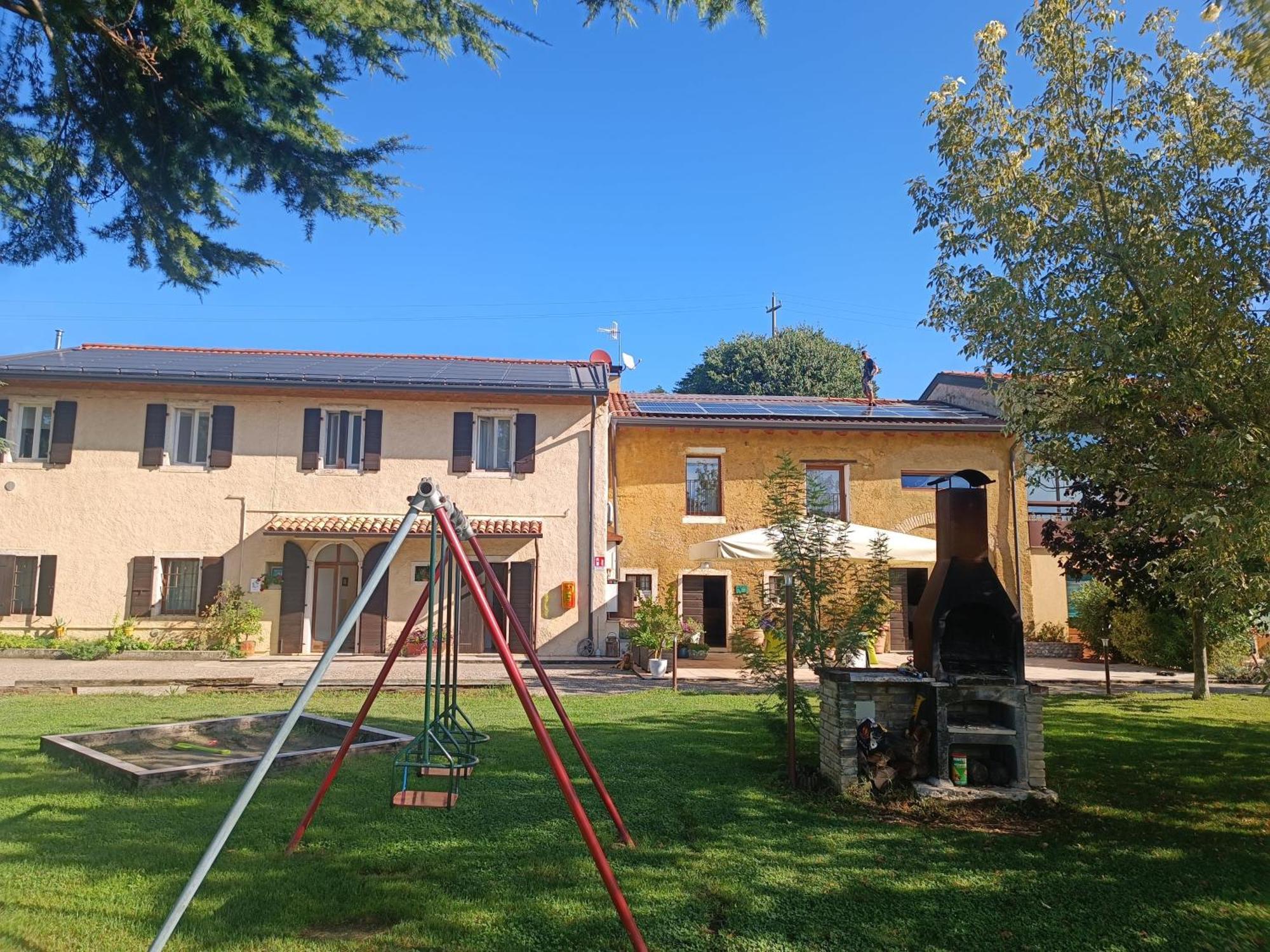 Agriturismo Corte Patrizia Caprino Veronese Exterior foto
